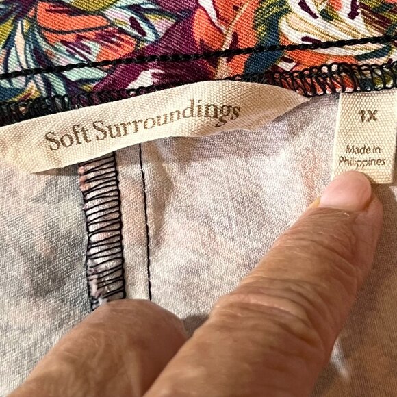 Soft Surroundings In Bloom Floral Pants Pull On Control Slim Panel Stretchy 1X - Picture 5 of 11